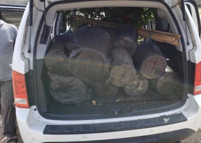 loading SUV